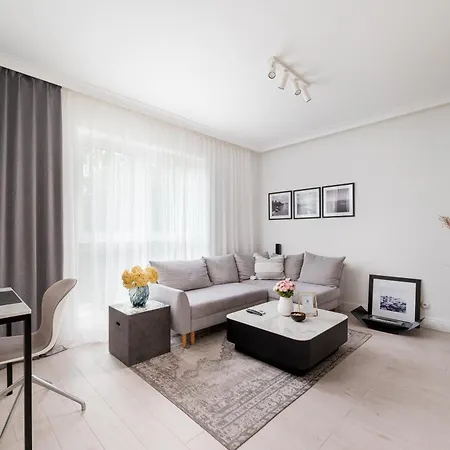 Pszczynska Modern By Bookinghost * Varsóvia